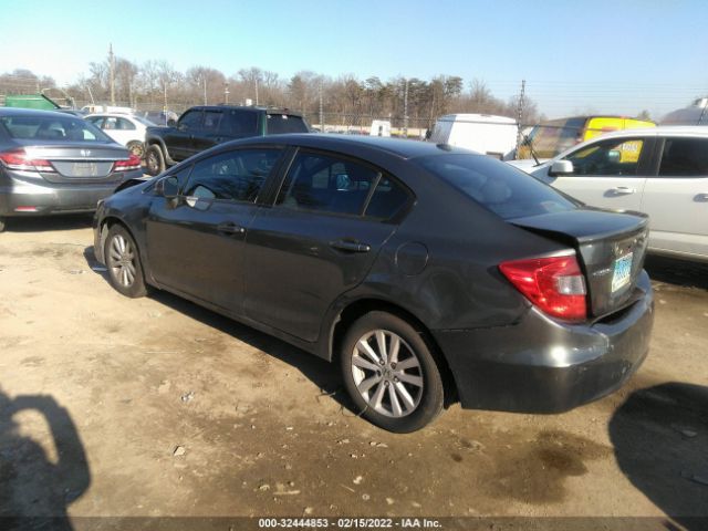 Photo 2 VIN: 2HGFB2F95CH523733 - HONDA CIVIC SDN 