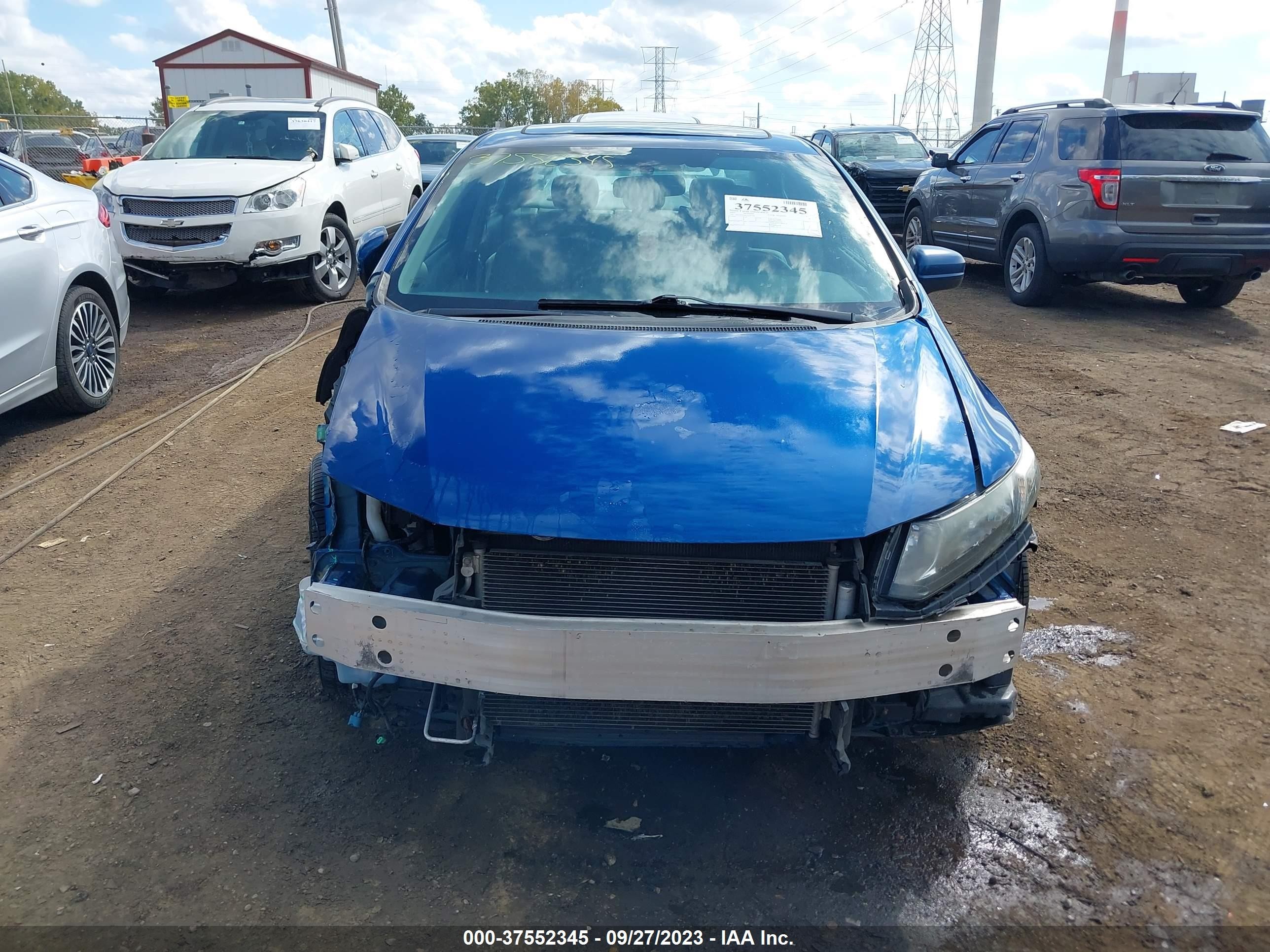 Photo 12 VIN: 2HGFB2F95FH542304 - HONDA CIVIC 