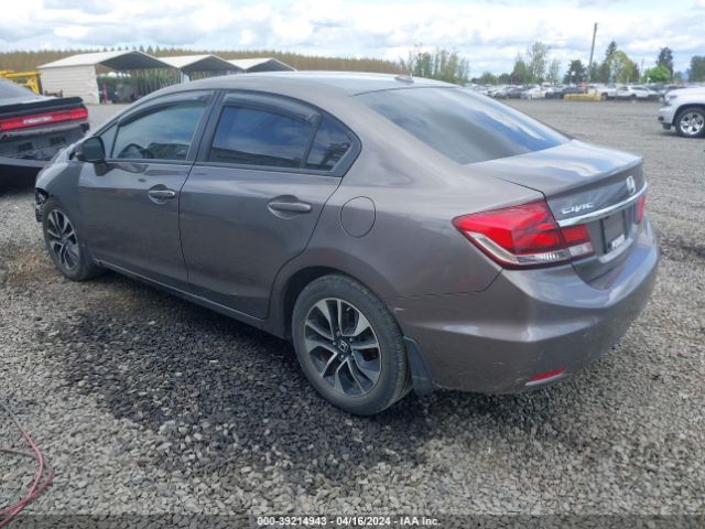 Photo 2 VIN: 2HGFB2F96DH535598 - HONDA CIVIC 