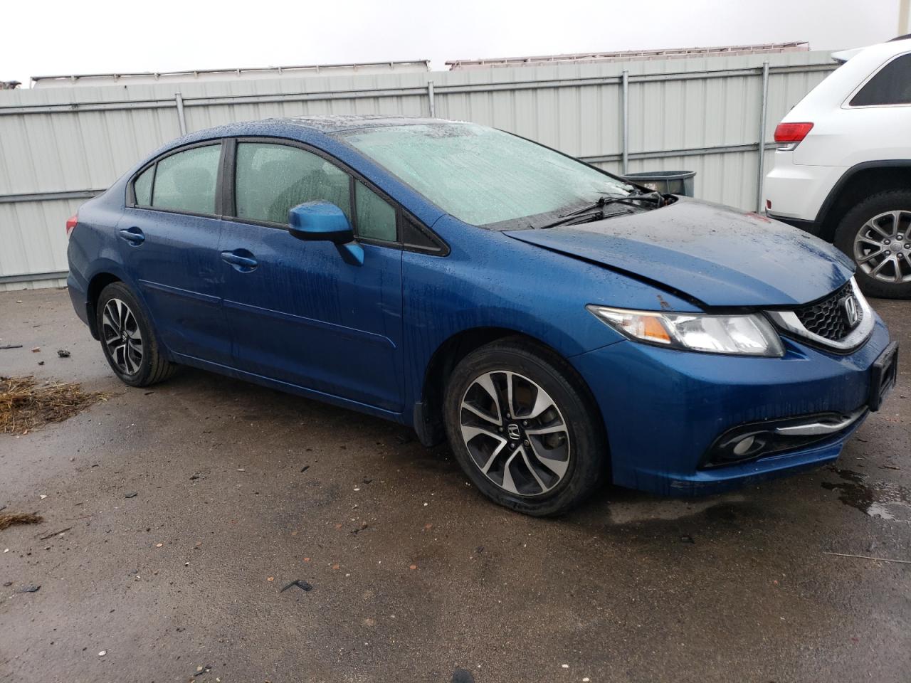 Photo 3 VIN: 2HGFB2F96DH554717 - HONDA CIVIC 