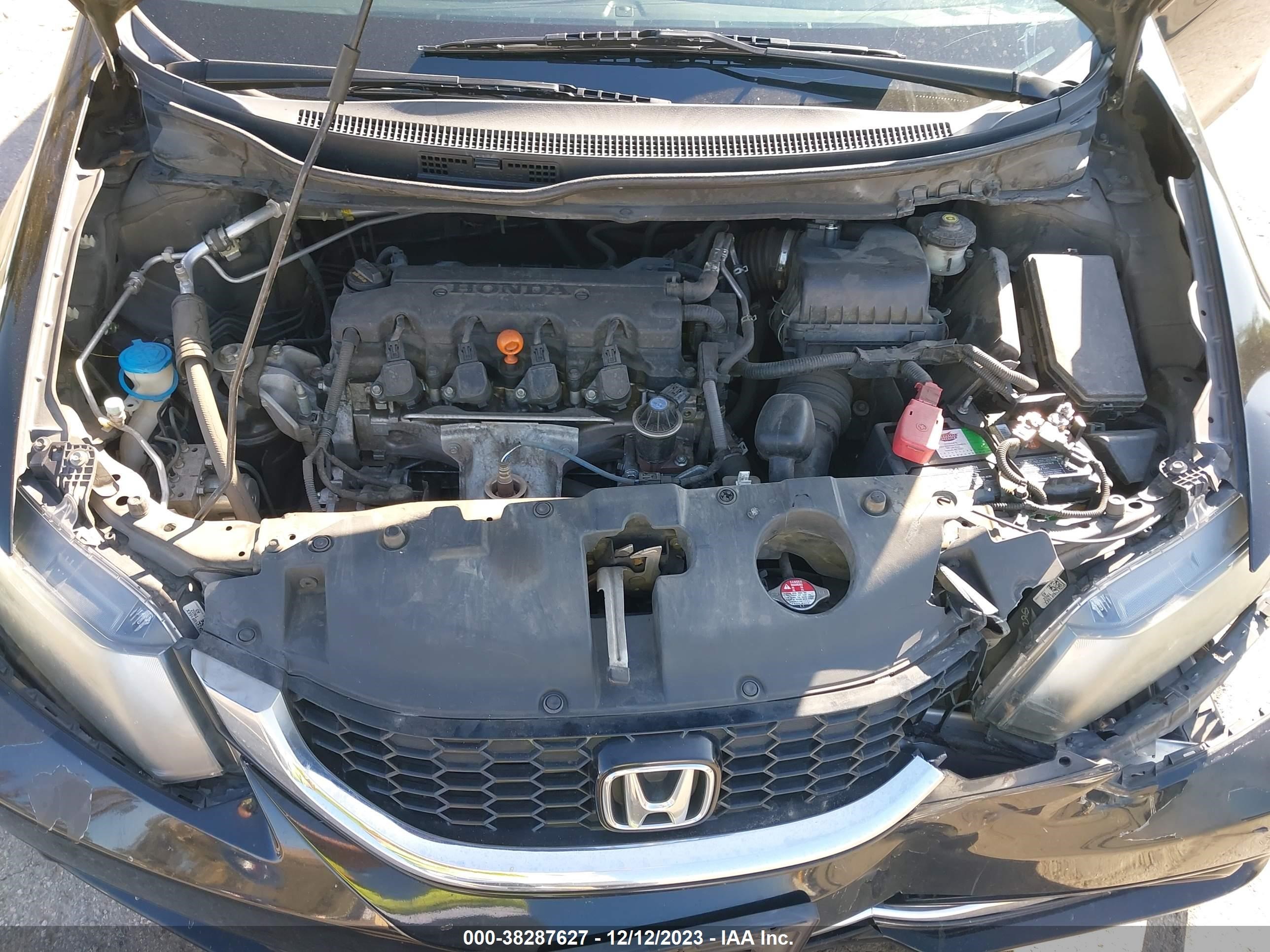 Photo 9 VIN: 2HGFB2F96FH542845 - HONDA CIVIC 