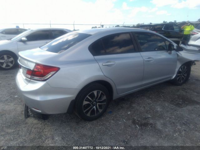 Photo 3 VIN: 2HGFB2F97DH582994 - HONDA CIVIC SDN 