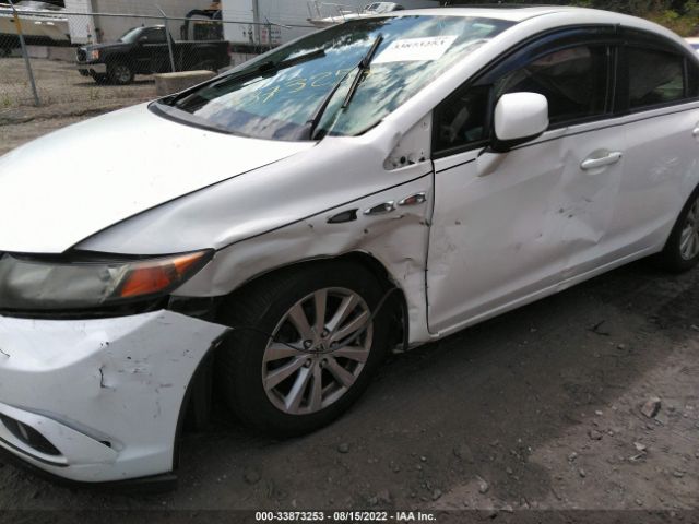 Photo 5 VIN: 2HGFB2F98CH530126 - HONDA CIVIC SDN 