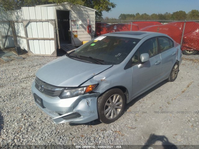 Photo 1 VIN: 2HGFB2F99CH572823 - HONDA CIVIC SDN 