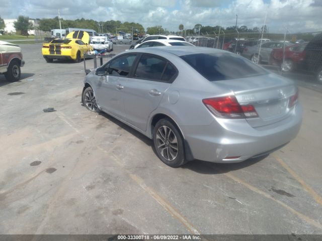 Photo 2 VIN: 2HGFB2F9XDH566823 - HONDA CIVIC SDN 