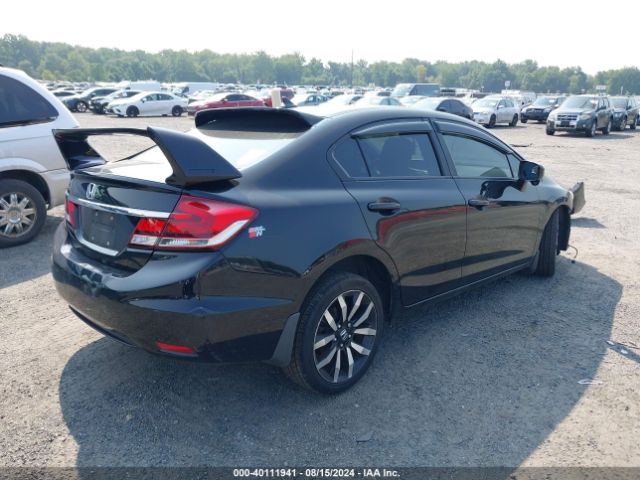 Photo 3 VIN: 2HGFB2F9XFH547952 - HONDA CIVIC 