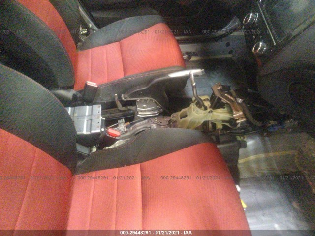 Photo 5 VIN: 2HGFB6E50FH704393 - HONDA CIVIC SEDAN 