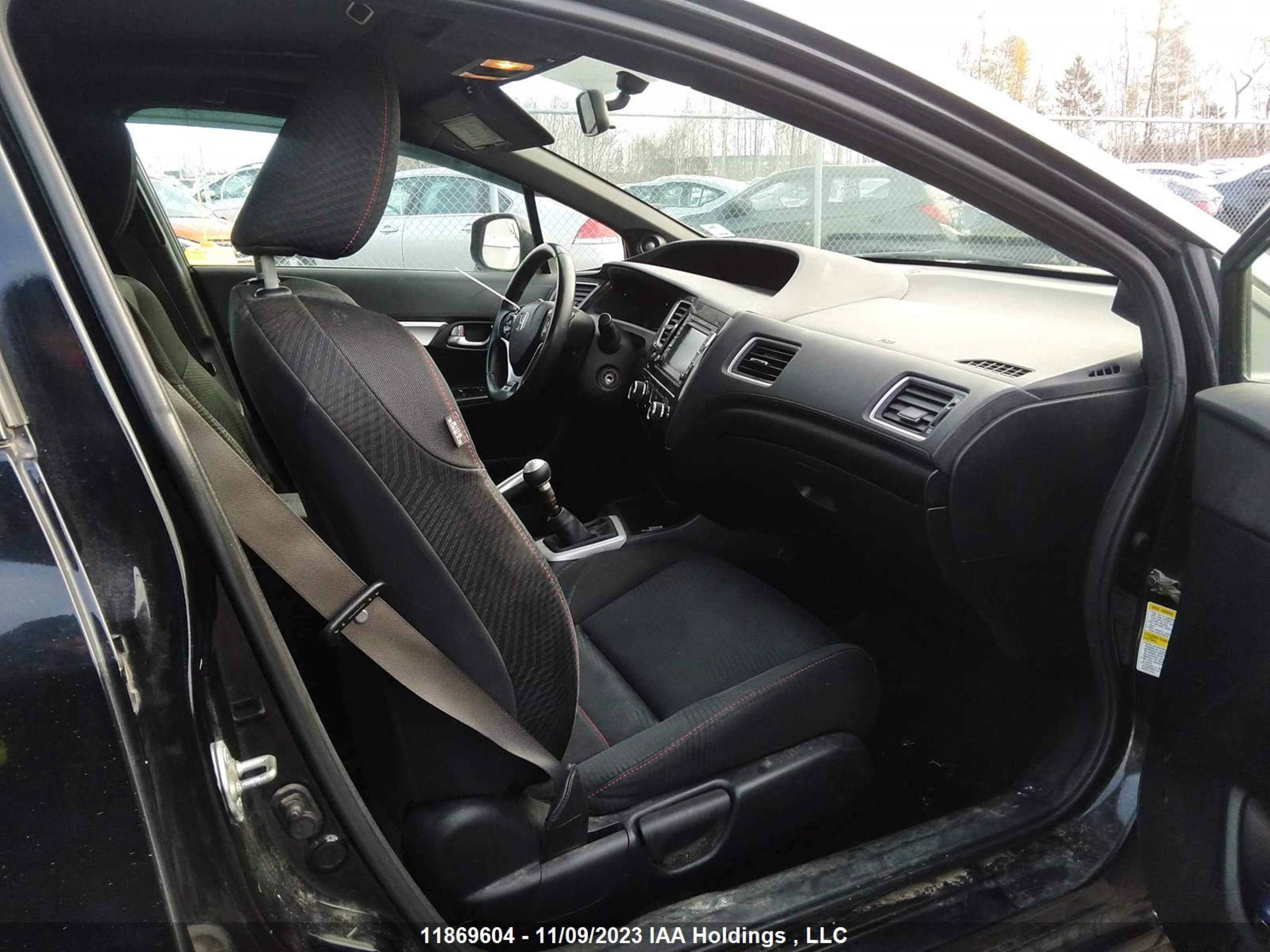 Photo 4 VIN: 2HGFB6E52DH200599 - HONDA CIVIC 