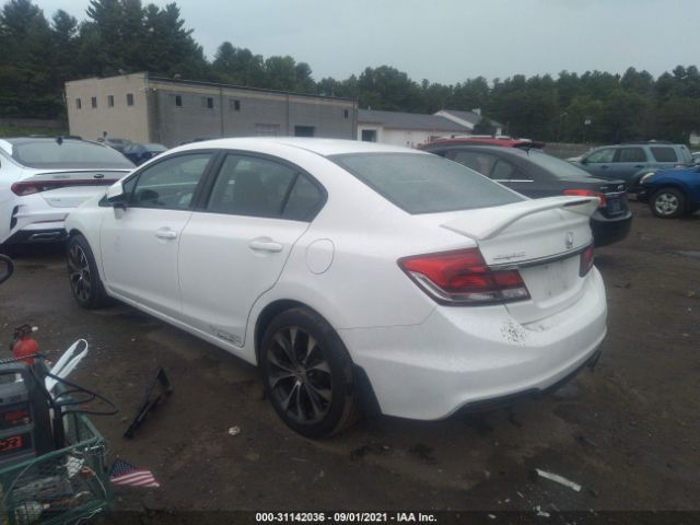 Photo 2 VIN: 2HGFB6E52DH705106 - HONDA CIVIC SDN 