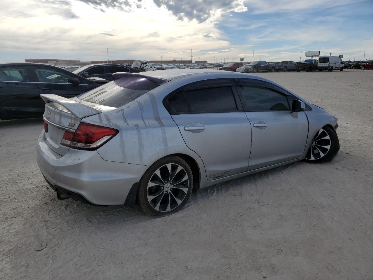 Photo 2 VIN: 2HGFB6E53DH706488 - HONDA CIVIC 