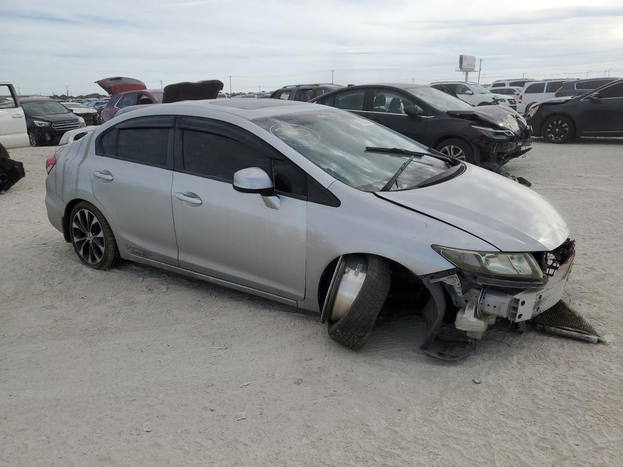 Photo 3 VIN: 2HGFB6E53DH706488 - HONDA CIVIC 