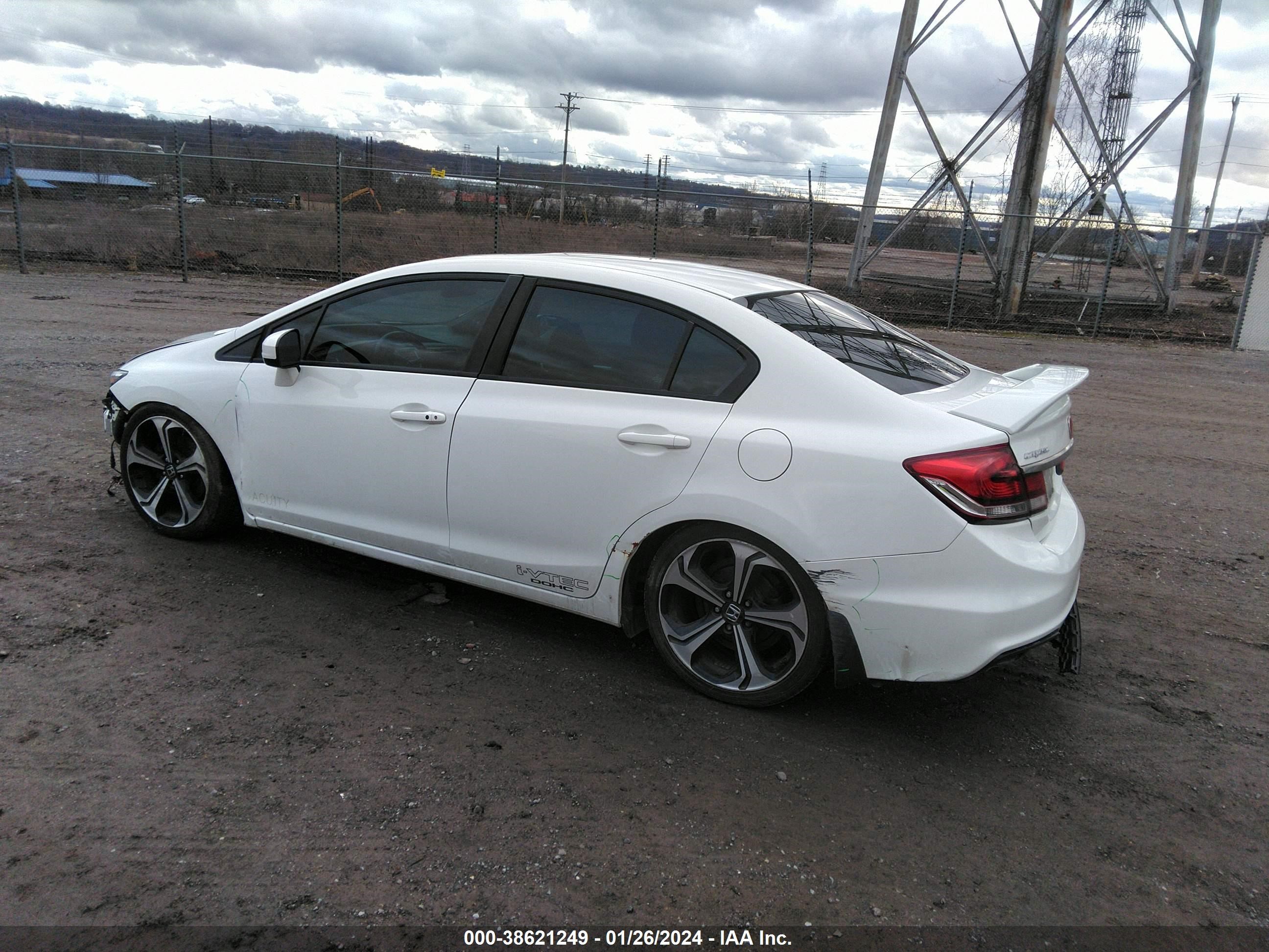 Photo 2 VIN: 2HGFB6E54EH702354 - HONDA CIVIC 