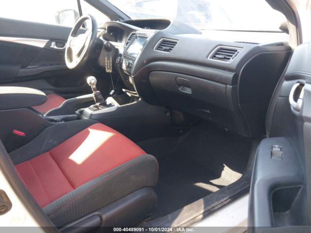 Photo 4 VIN: 2HGFB6E55FH708536 - HONDA CIVIC 