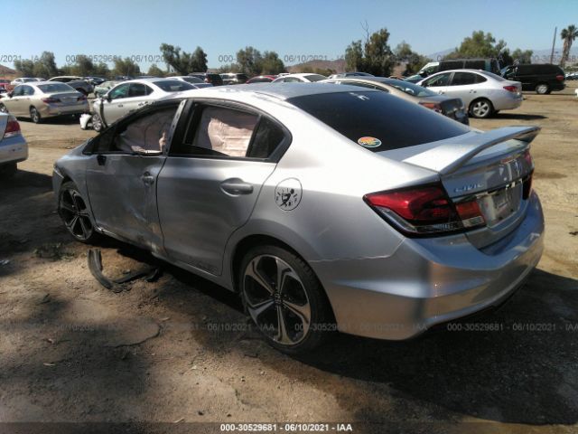 Photo 2 VIN: 2HGFB6E56FH705130 - HONDA CIVIC SEDAN 