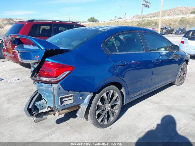 Photo 3 VIN: 2HGFB6E57DH709636 - HONDA CIVIC 