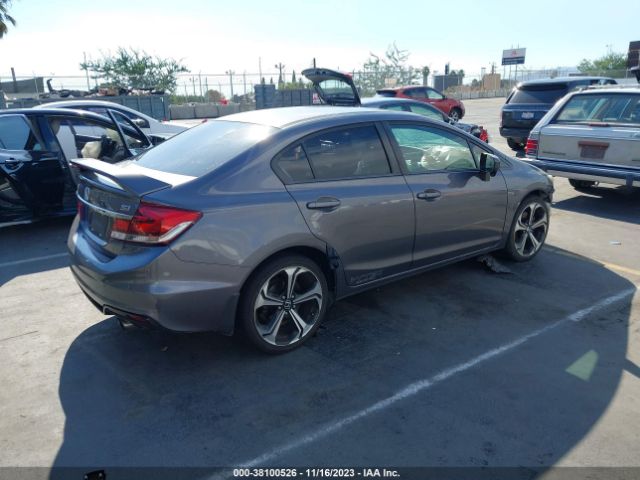 Photo 3 VIN: 2HGFB6E57FH701880 - HONDA CIVIC 