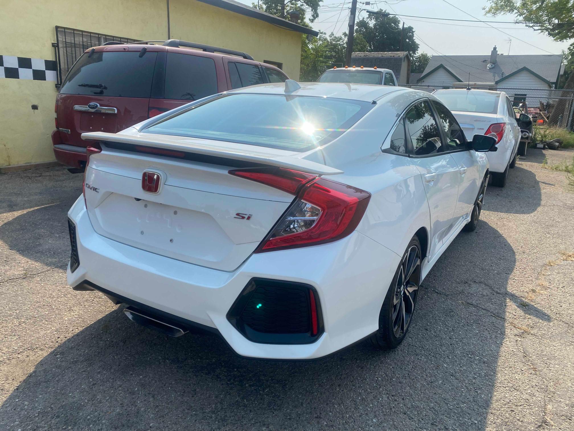 Photo 3 VIN: 2HGFC1E53HH706190 - HONDA CIVIC SI 