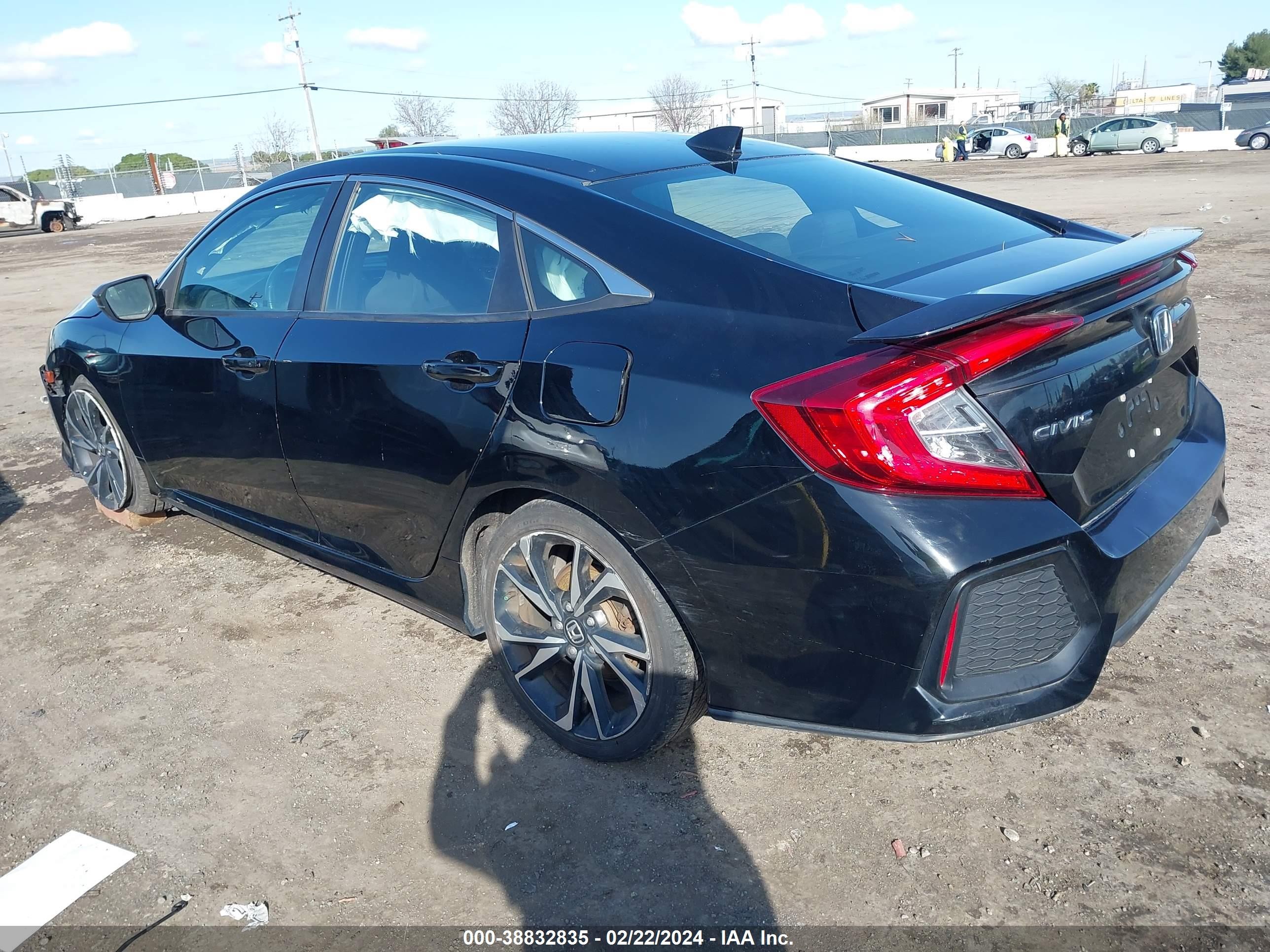 Photo 2 VIN: 2HGFC1E54HH701161 - HONDA CIVIC 