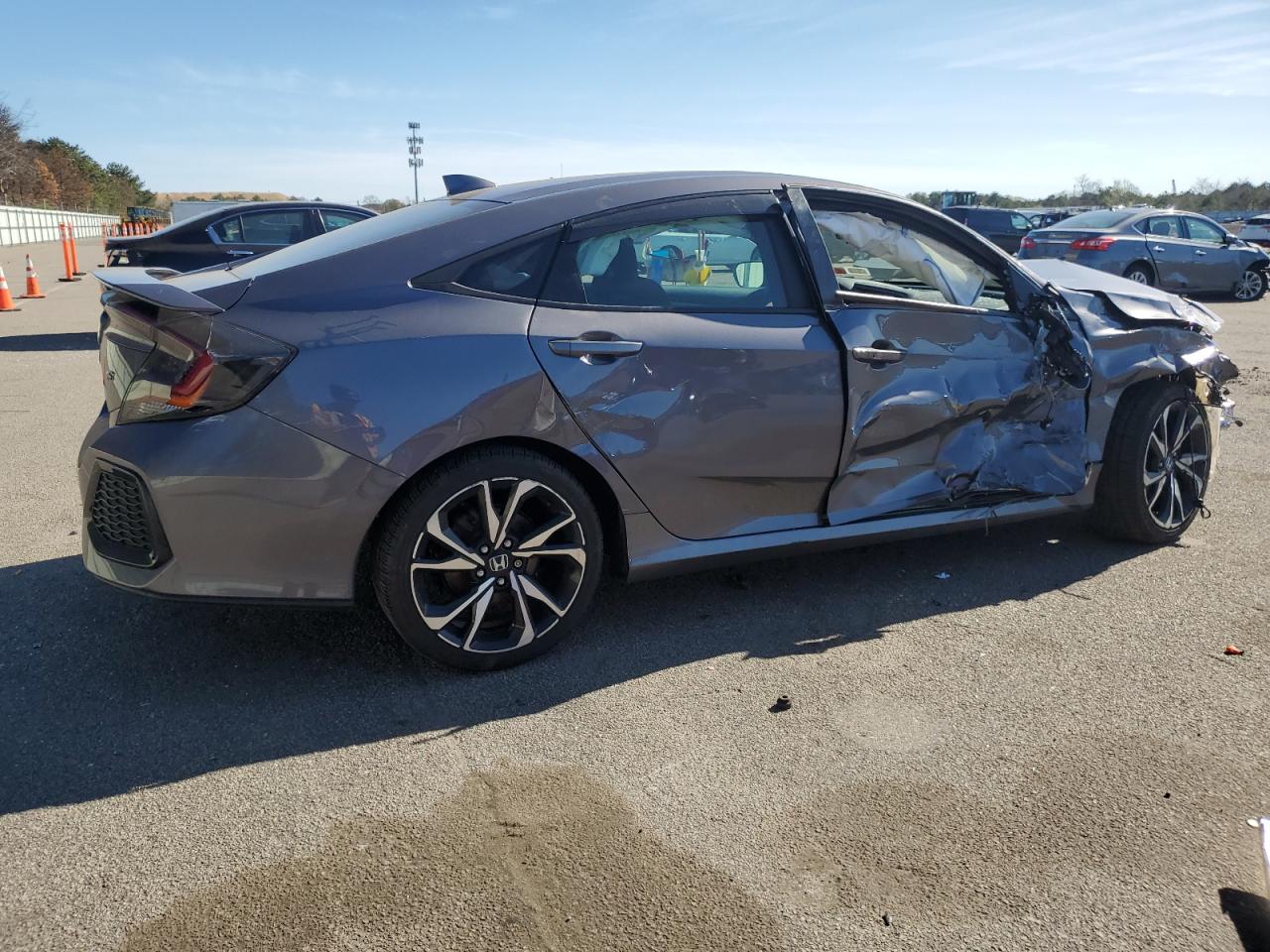 Photo 2 VIN: 2HGFC1E59KH705651 - HONDA CIVIC 