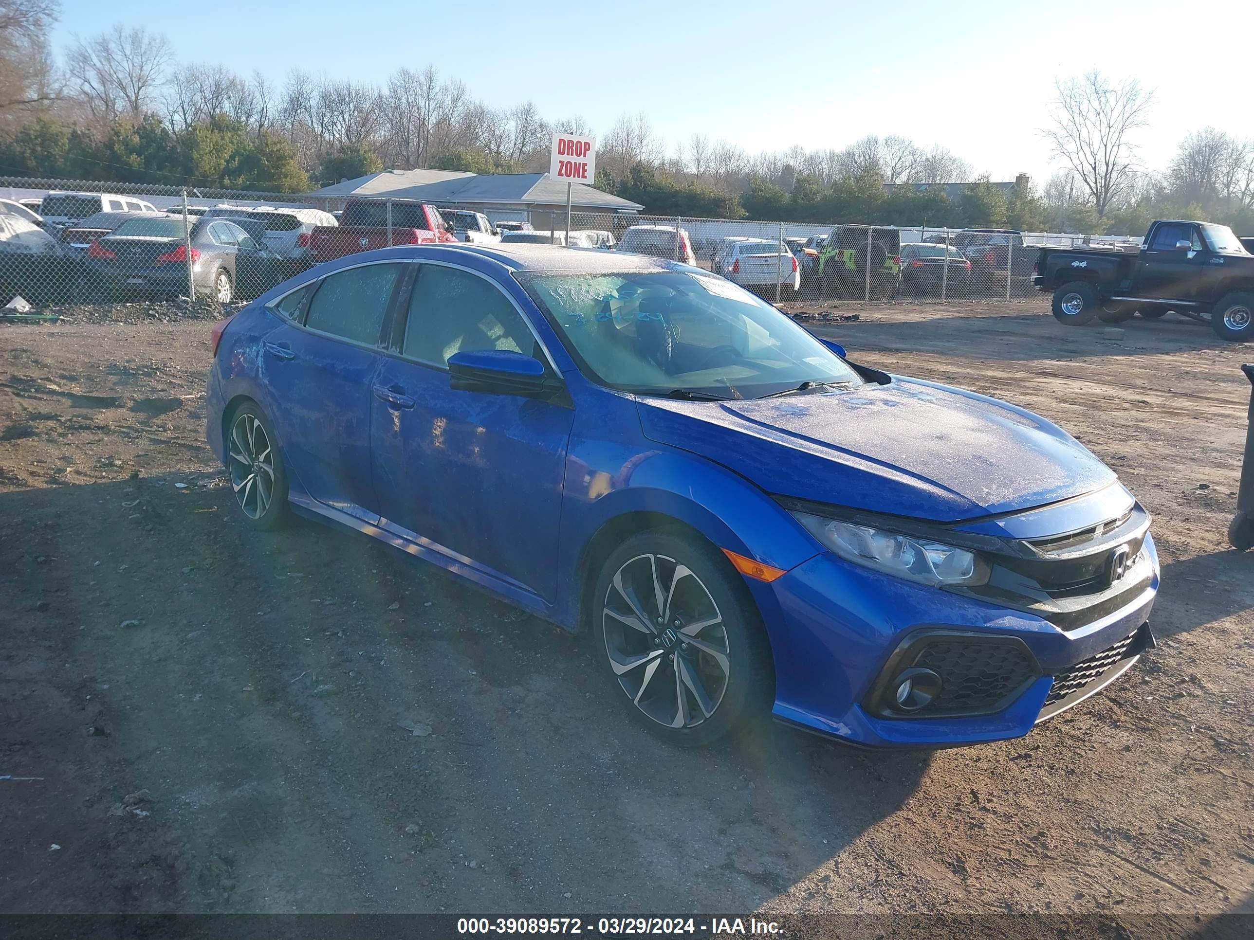 Photo 0 VIN: 2HGFC1E5XJH709092 - HONDA CIVIC 