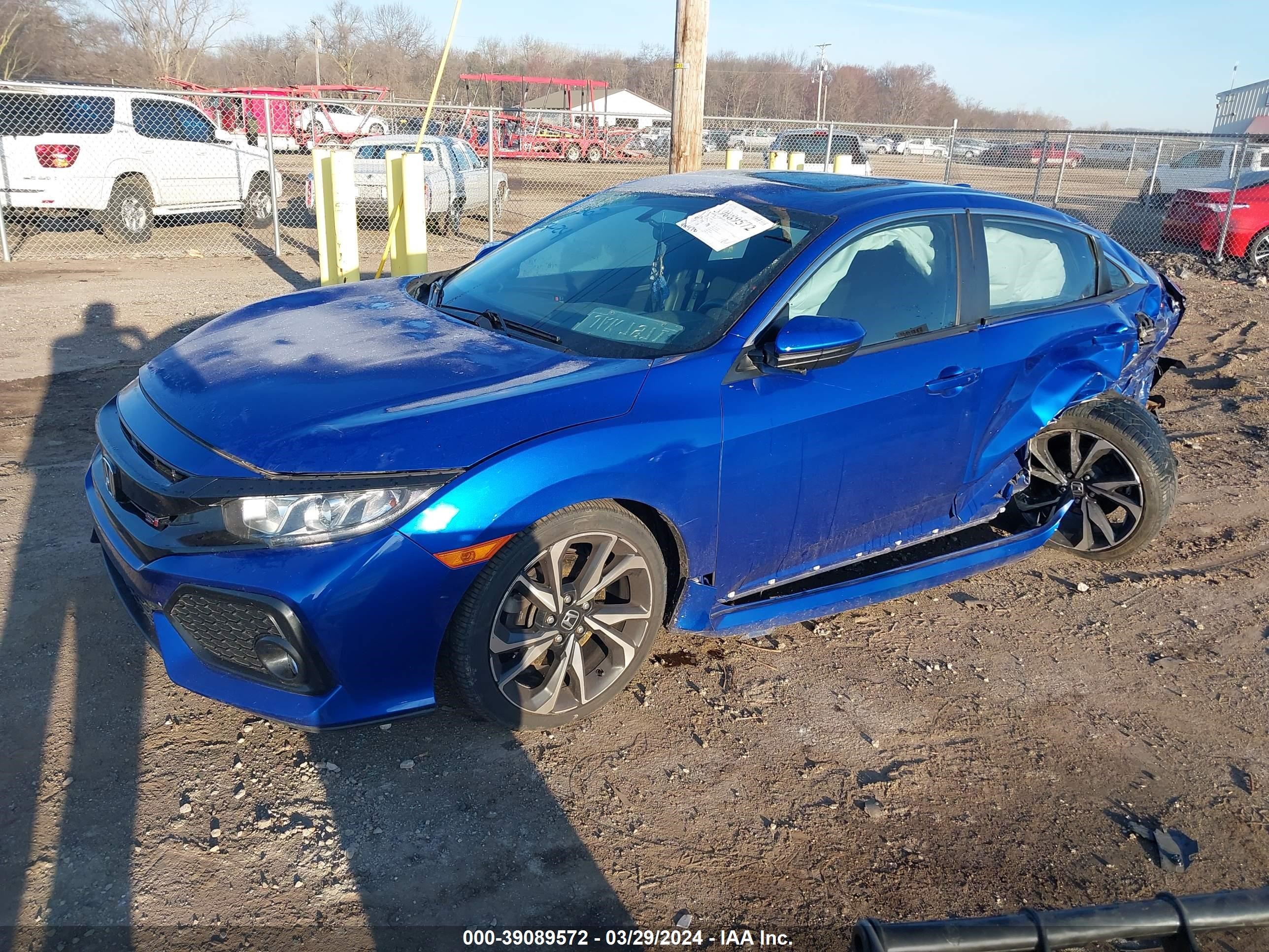 Photo 1 VIN: 2HGFC1E5XJH709092 - HONDA CIVIC 