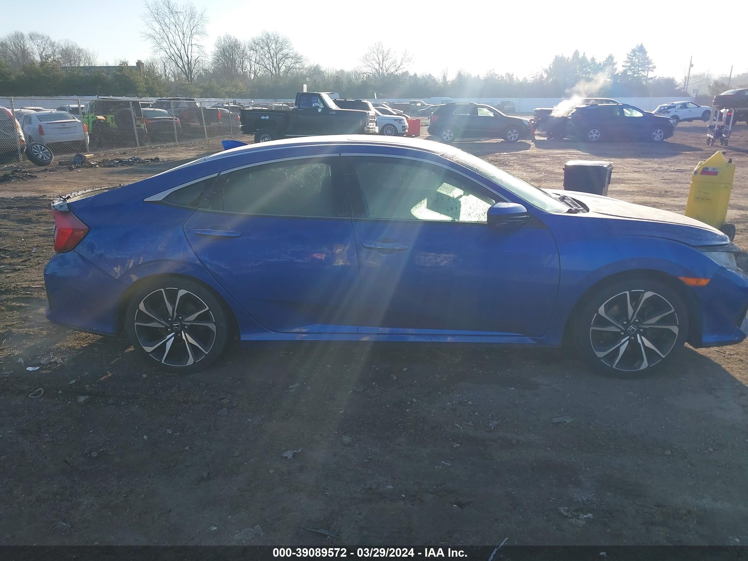 Photo 13 VIN: 2HGFC1E5XJH709092 - HONDA CIVIC 