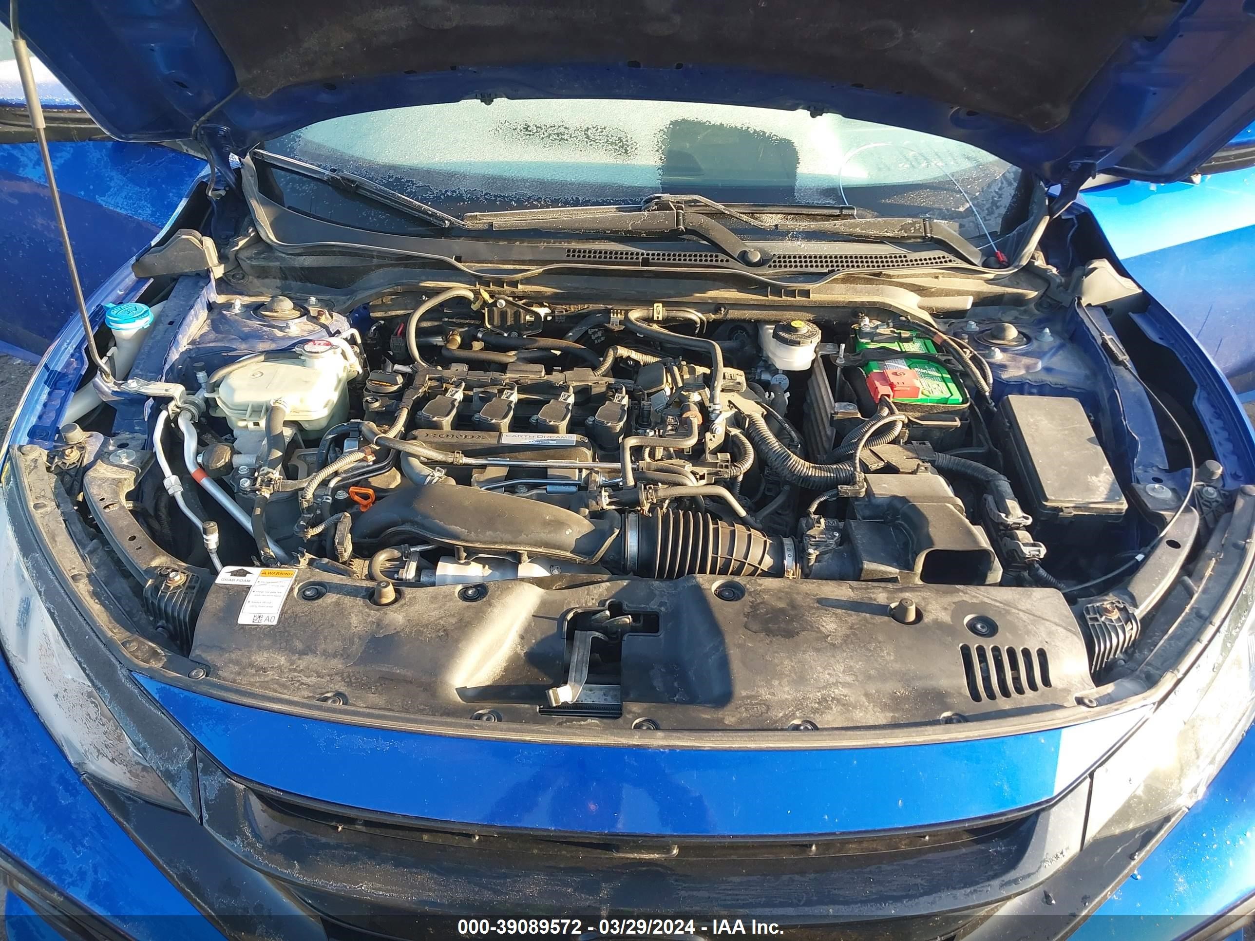 Photo 9 VIN: 2HGFC1E5XJH709092 - HONDA CIVIC 