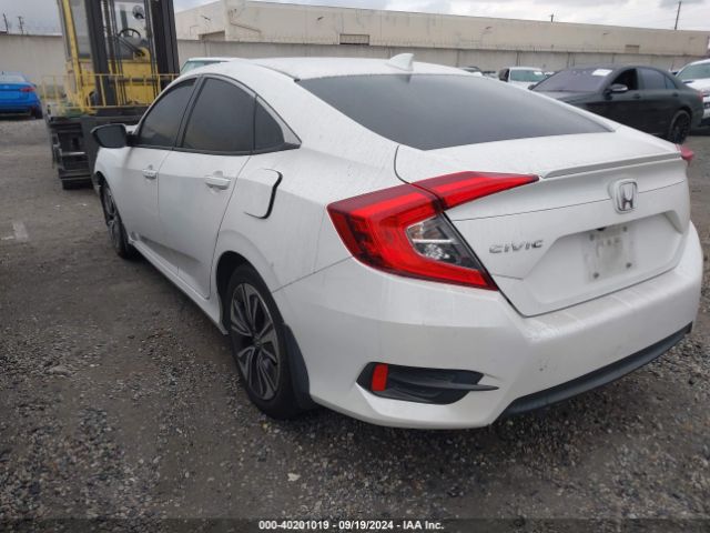 Photo 2 VIN: 2HGFC1F30GH655856 - HONDA CIVIC 