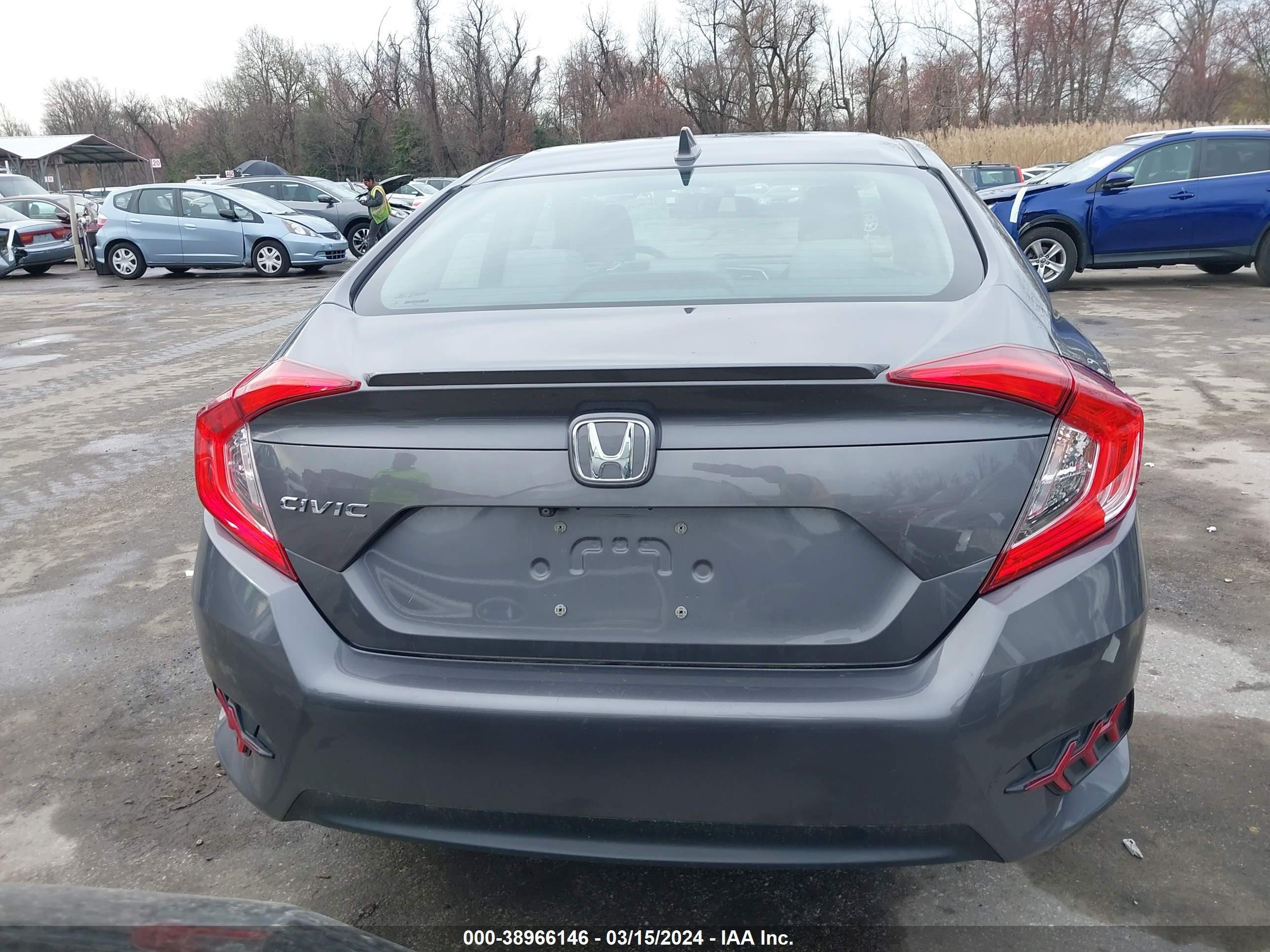 Photo 16 VIN: 2HGFC1F31GH640217 - HONDA CIVIC 