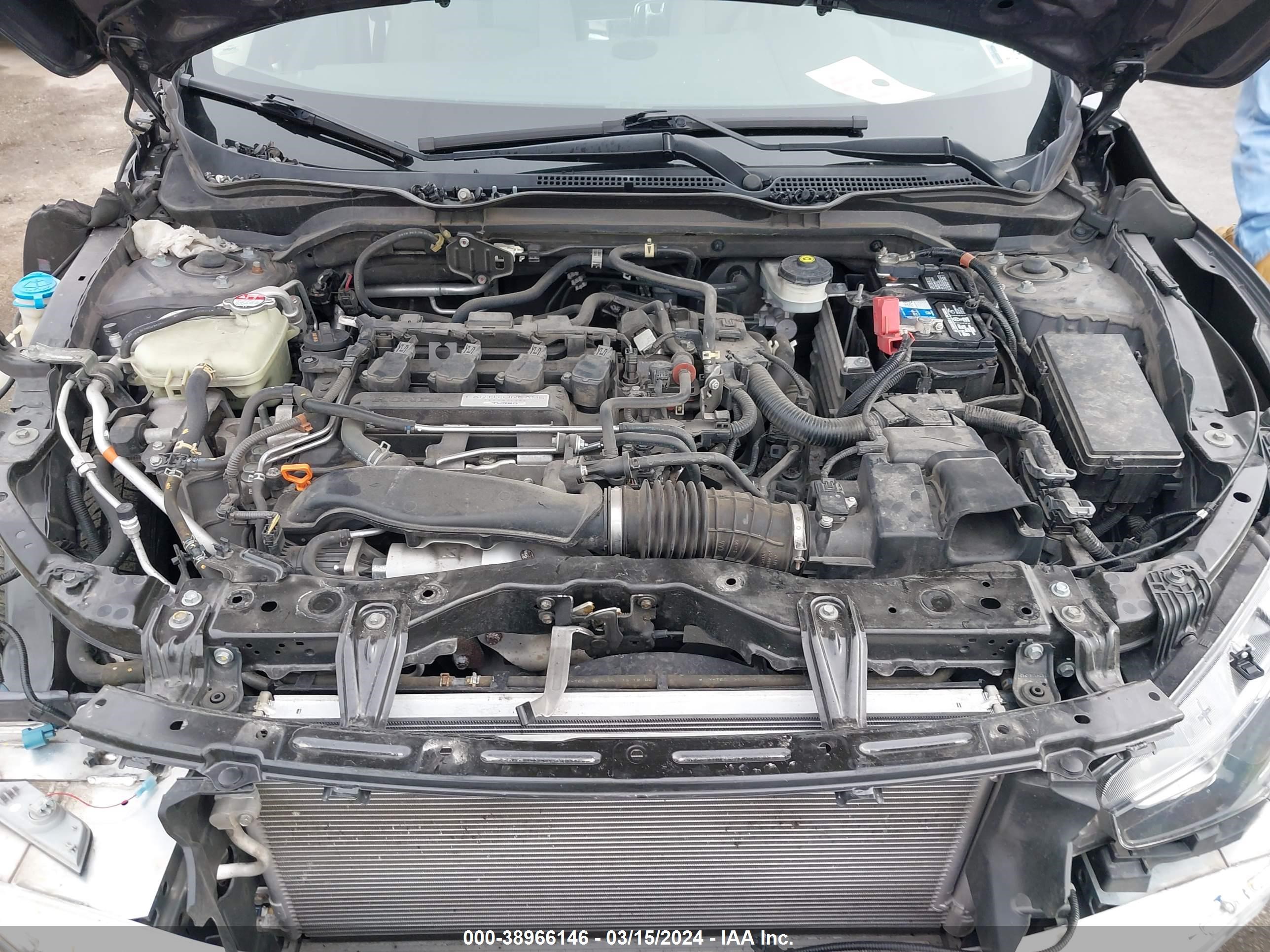 Photo 9 VIN: 2HGFC1F31GH640217 - HONDA CIVIC 