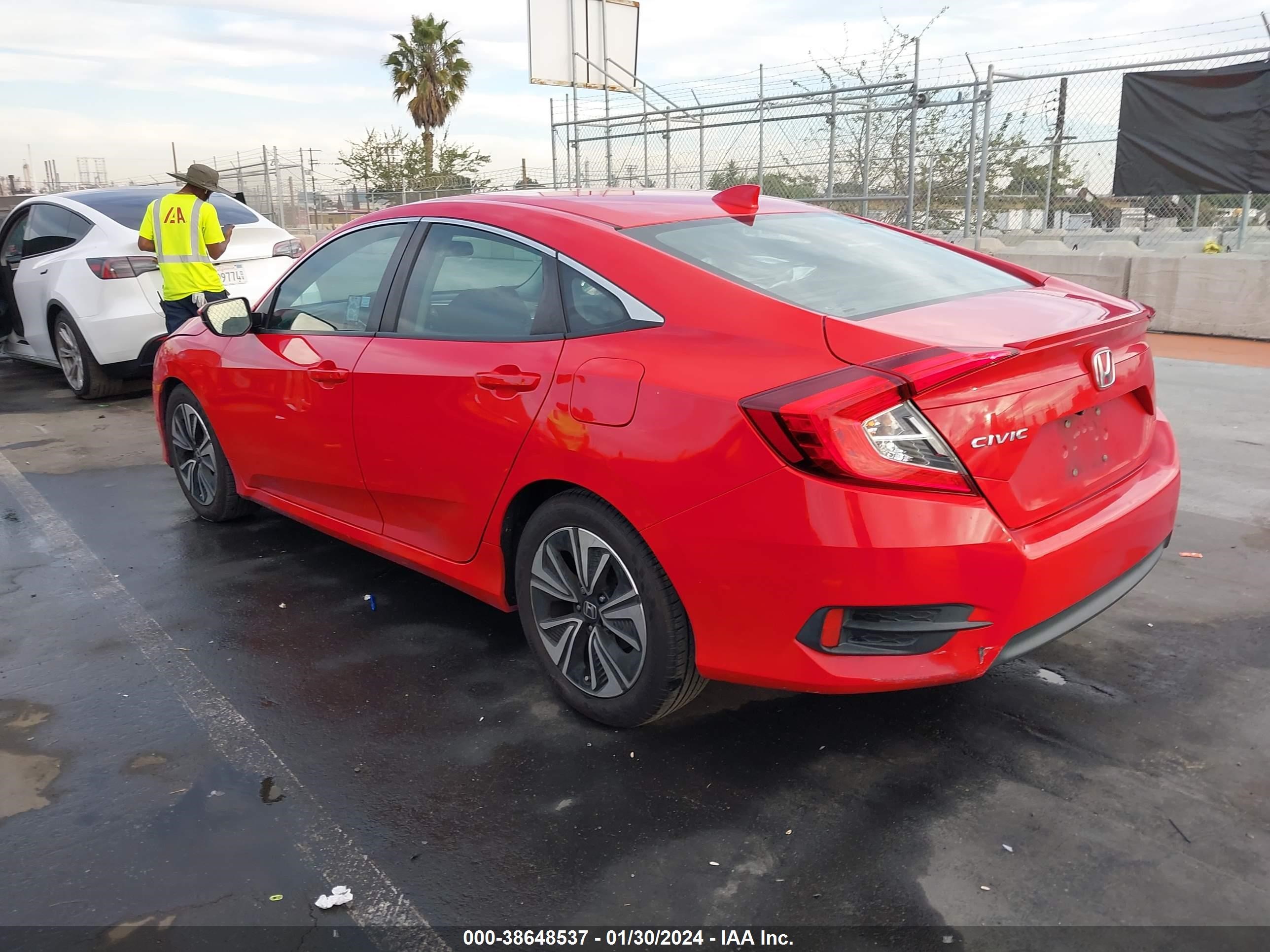 Photo 2 VIN: 2HGFC1F31HH639120 - HONDA CIVIC 