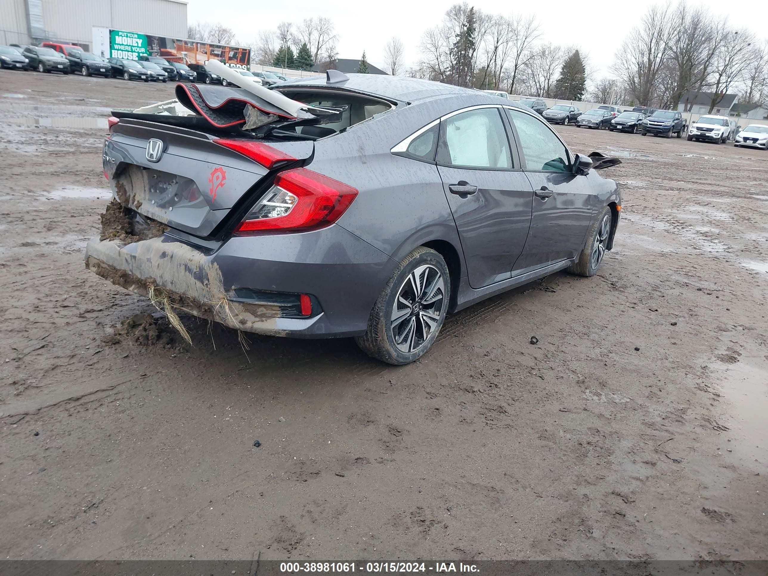 Photo 3 VIN: 2HGFC1F31JH644128 - HONDA CIVIC 