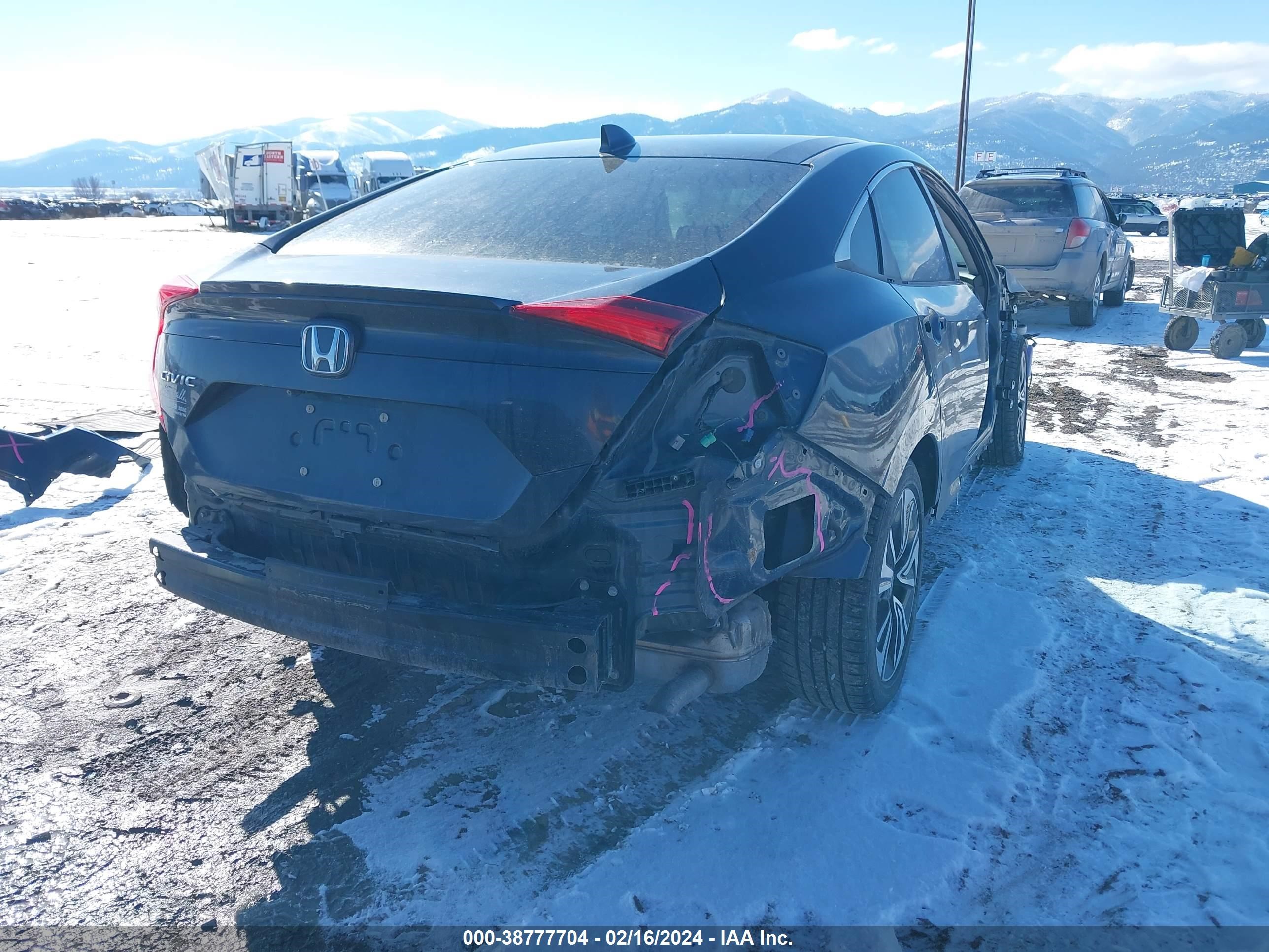 Photo 17 VIN: 2HGFC1F33HH637773 - HONDA CIVIC 