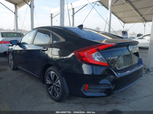 Photo 2 VIN: 2HGFC1F33HH640947 - HONDA CIVIC 