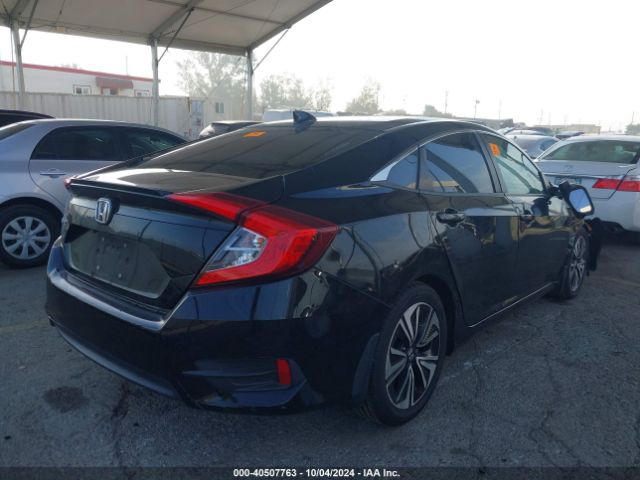 Photo 3 VIN: 2HGFC1F33HH640947 - HONDA CIVIC 