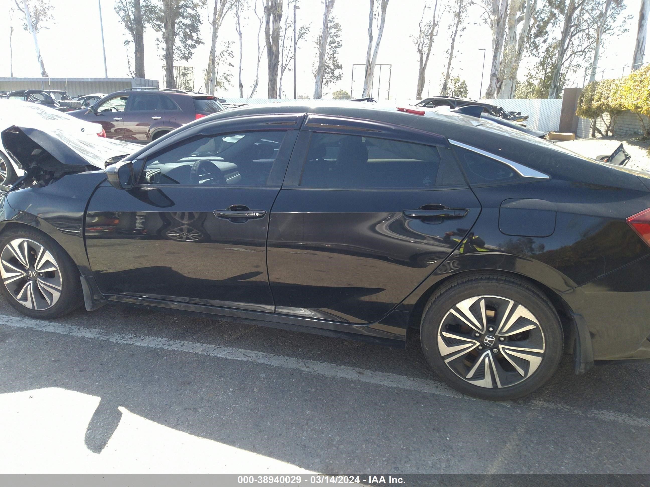 Photo 13 VIN: 2HGFC1F34HH640925 - HONDA CIVIC 