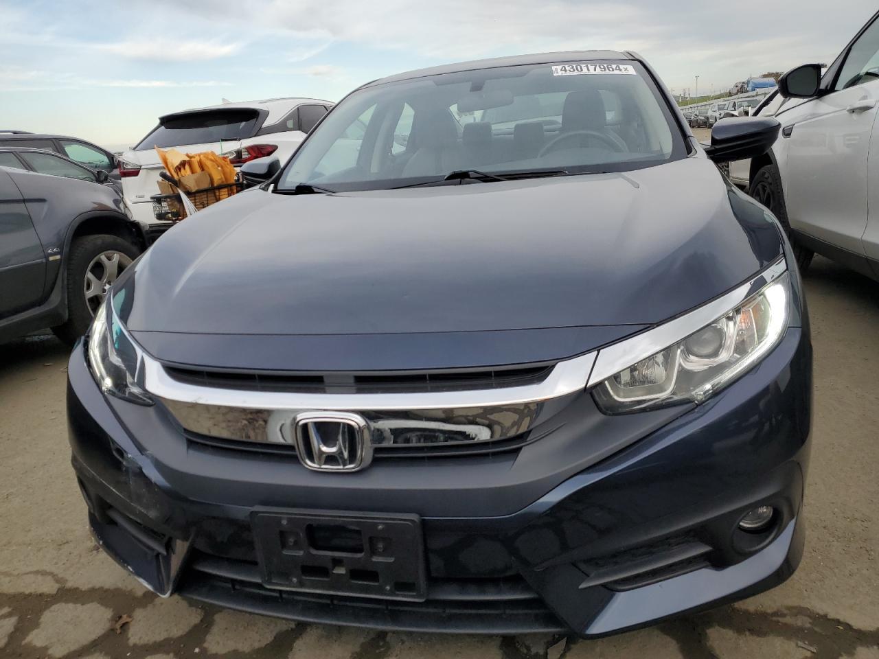 Photo 4 VIN: 2HGFC1F34JH640607 - HONDA CIVIC 