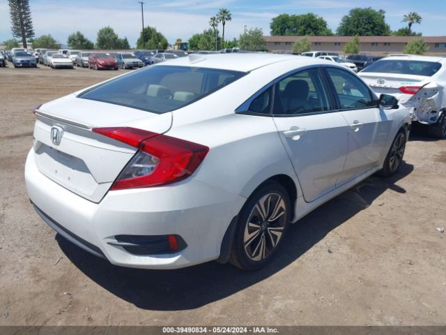 Photo 3 VIN: 2HGFC1F35HH643638 - HONDA CIVIC 