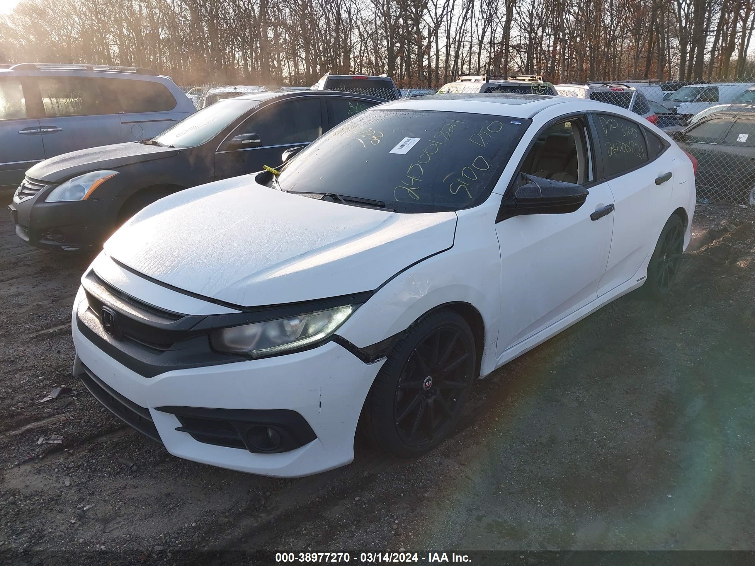 Photo 1 VIN: 2HGFC1F37GH647446 - HONDA CIVIC 