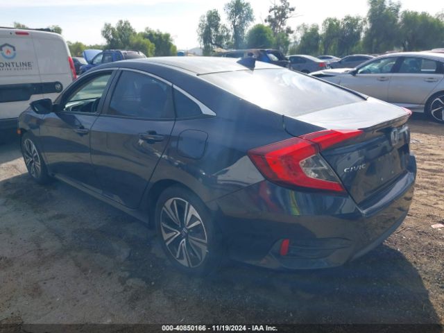 Photo 2 VIN: 2HGFC1F37HH642829 - HONDA CIVIC 