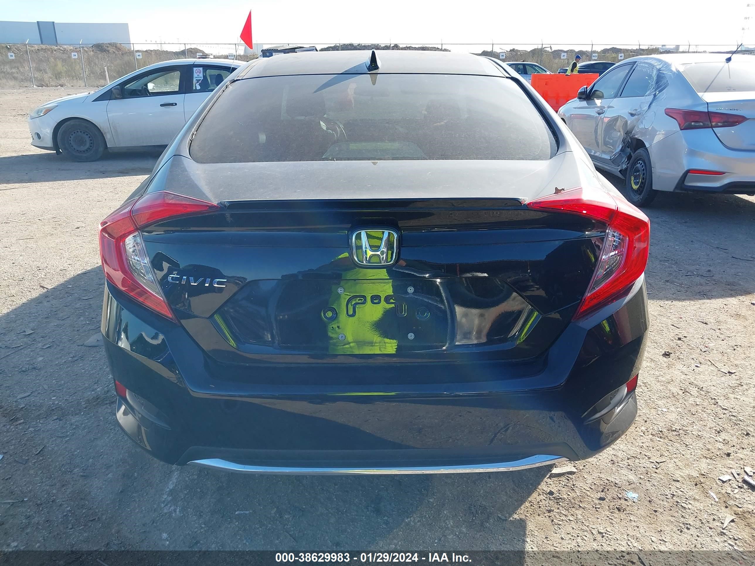 Photo 16 VIN: 2HGFC1F39MH702457 - HONDA CIVIC 