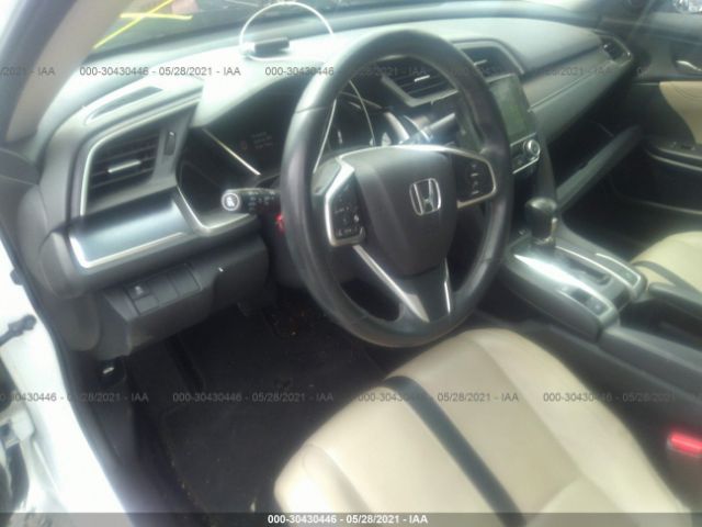 Photo 4 VIN: 2HGFC1F71GH657649 - HONDA CIVIC SEDAN 