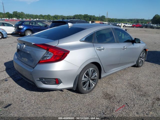 Photo 3 VIN: 2HGFC1F71JH642625 - HONDA CIVIC 