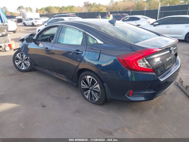 Photo 2 VIN: 2HGFC1F73HH637212 - HONDA CIVIC 