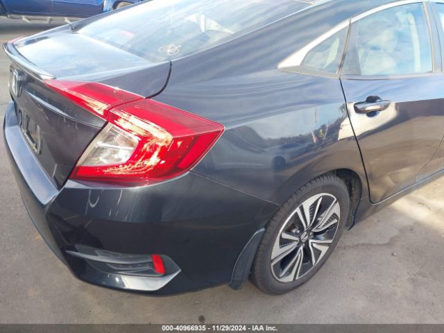 Photo 3 VIN: 2HGFC1F73HH637212 - HONDA CIVIC 