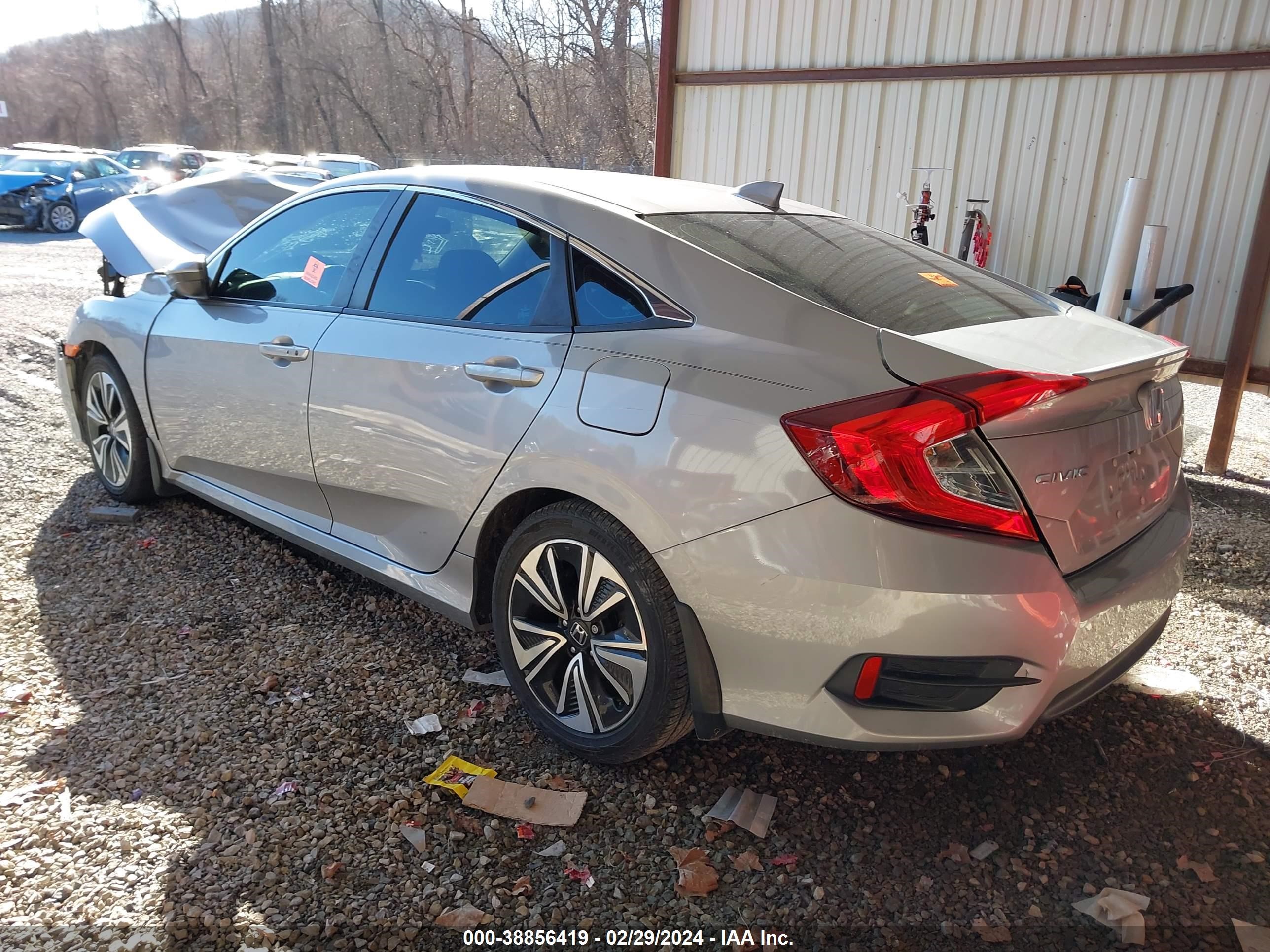 Photo 2 VIN: 2HGFC1F74HH649062 - HONDA CIVIC 