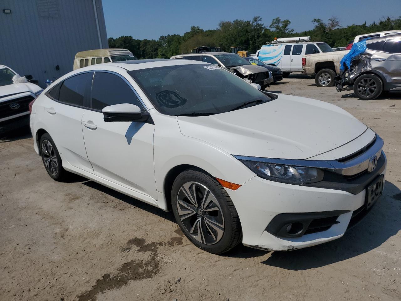 Photo 3 VIN: 2HGFC1F76HH638936 - HONDA CIVIC 