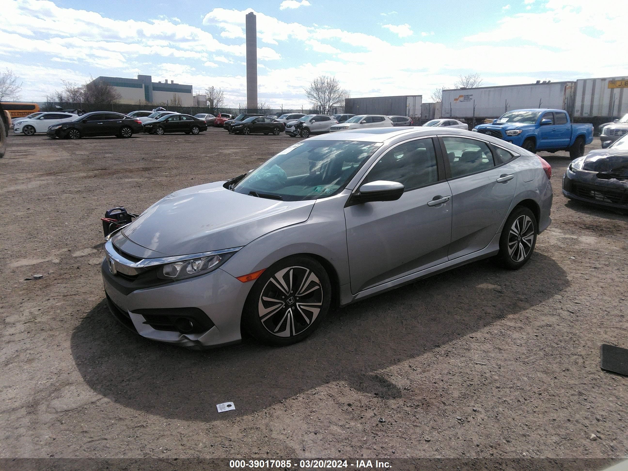 Photo 1 VIN: 2HGFC1F77GH647000 - HONDA CIVIC 