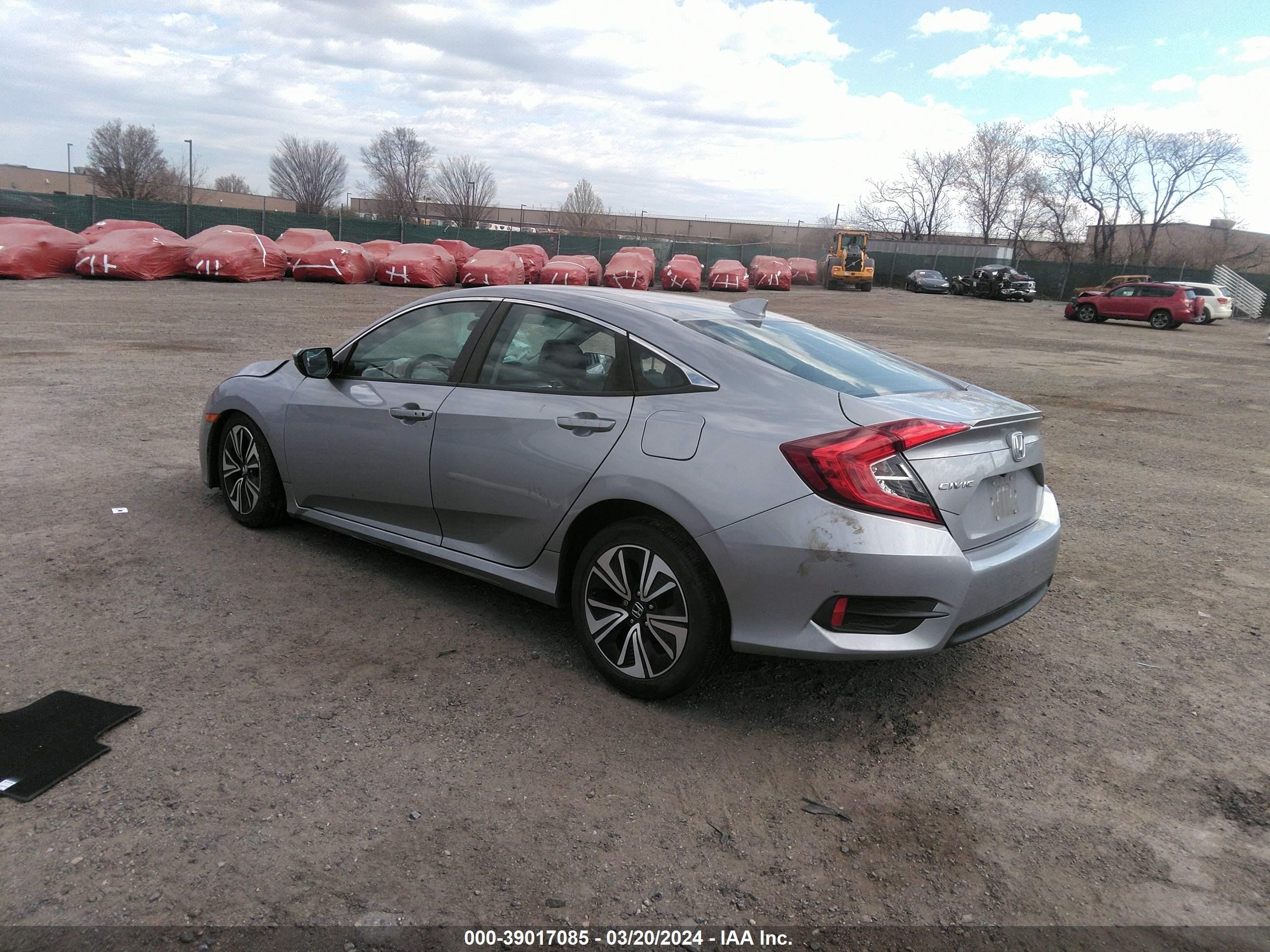 Photo 2 VIN: 2HGFC1F77GH647000 - HONDA CIVIC 