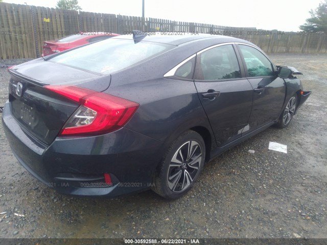 Photo 3 VIN: 2HGFC1F77HH637228 - HONDA CIVIC SEDAN 